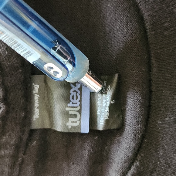 Steel Panther tour tshirt in small - Picture 3 of 5